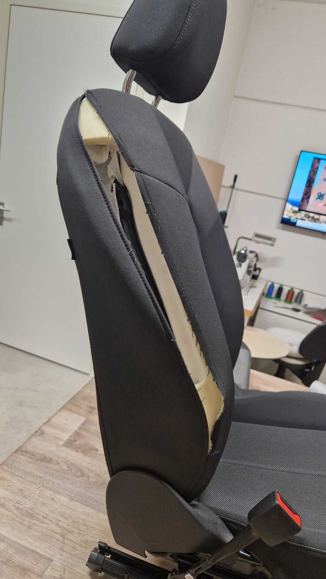 Autostoel reparatie — voor